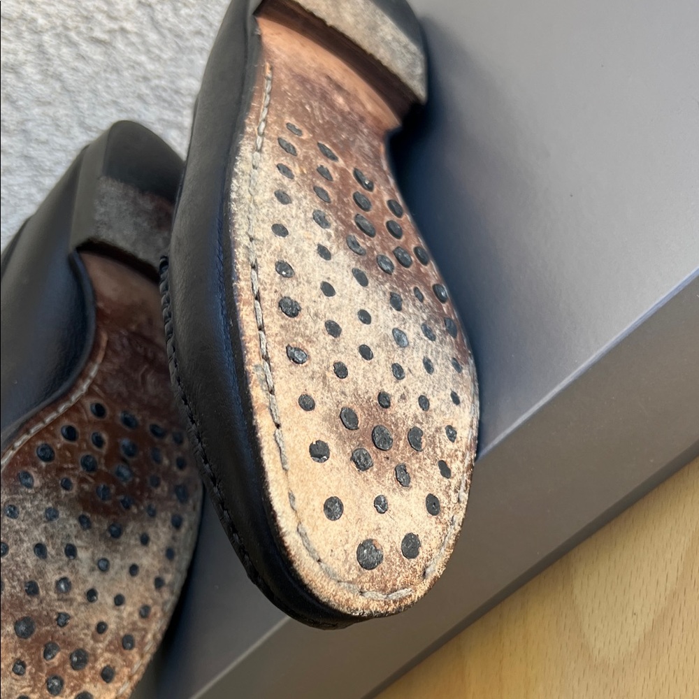 Tod's Black Leather Loafers - Picture 15 of 16